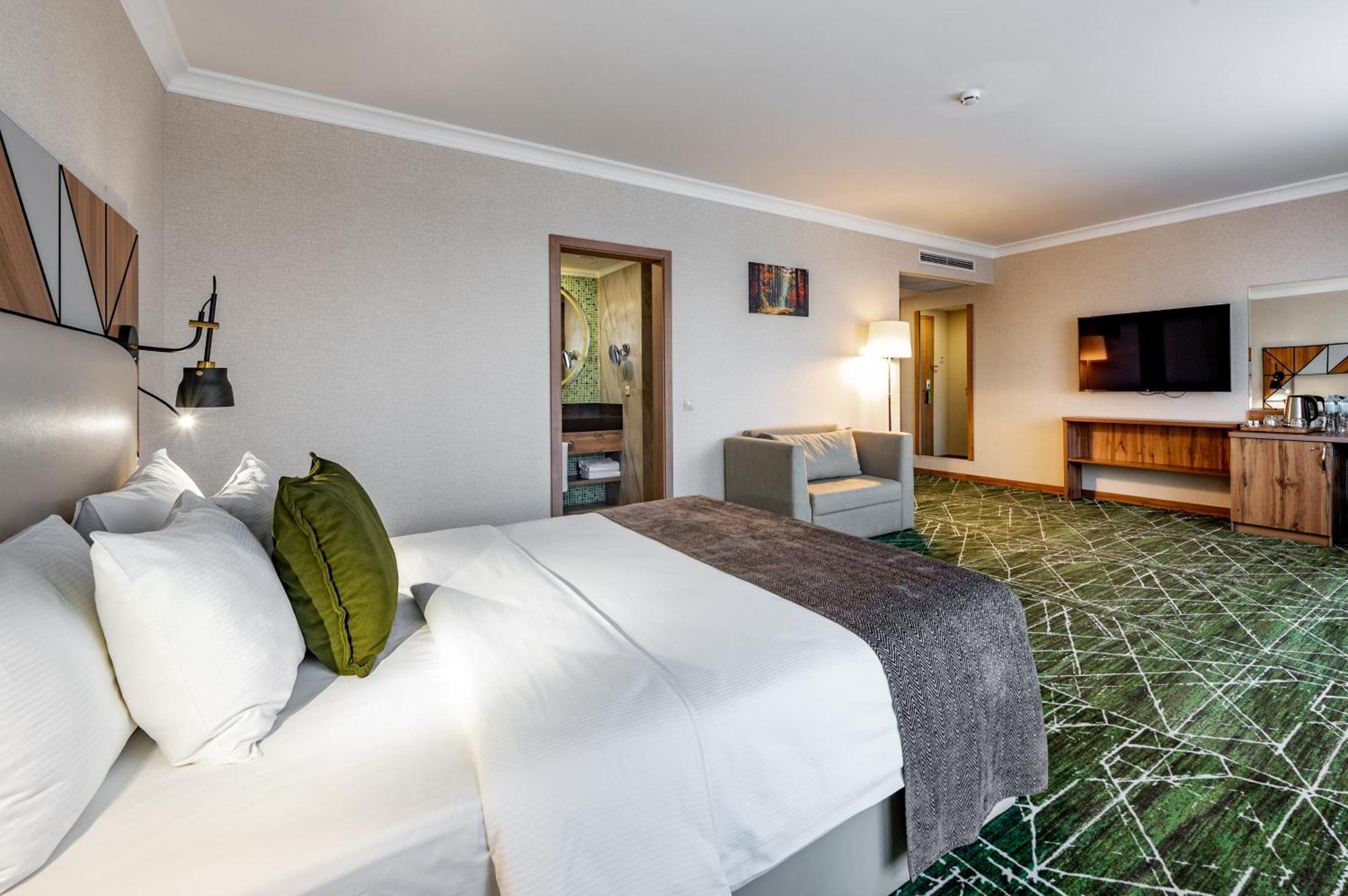 Готель Wyndham Garden Burabay Екстер'єр фото