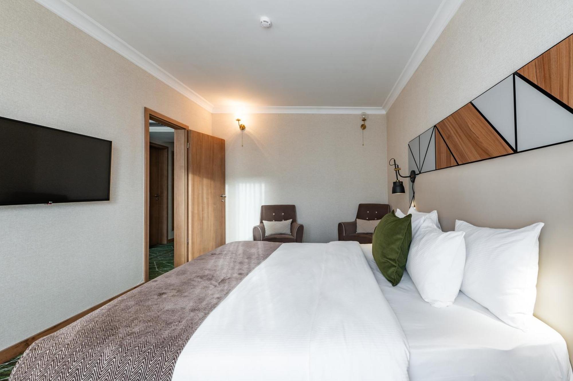 Готель Wyndham Garden Burabay Екстер'єр фото
