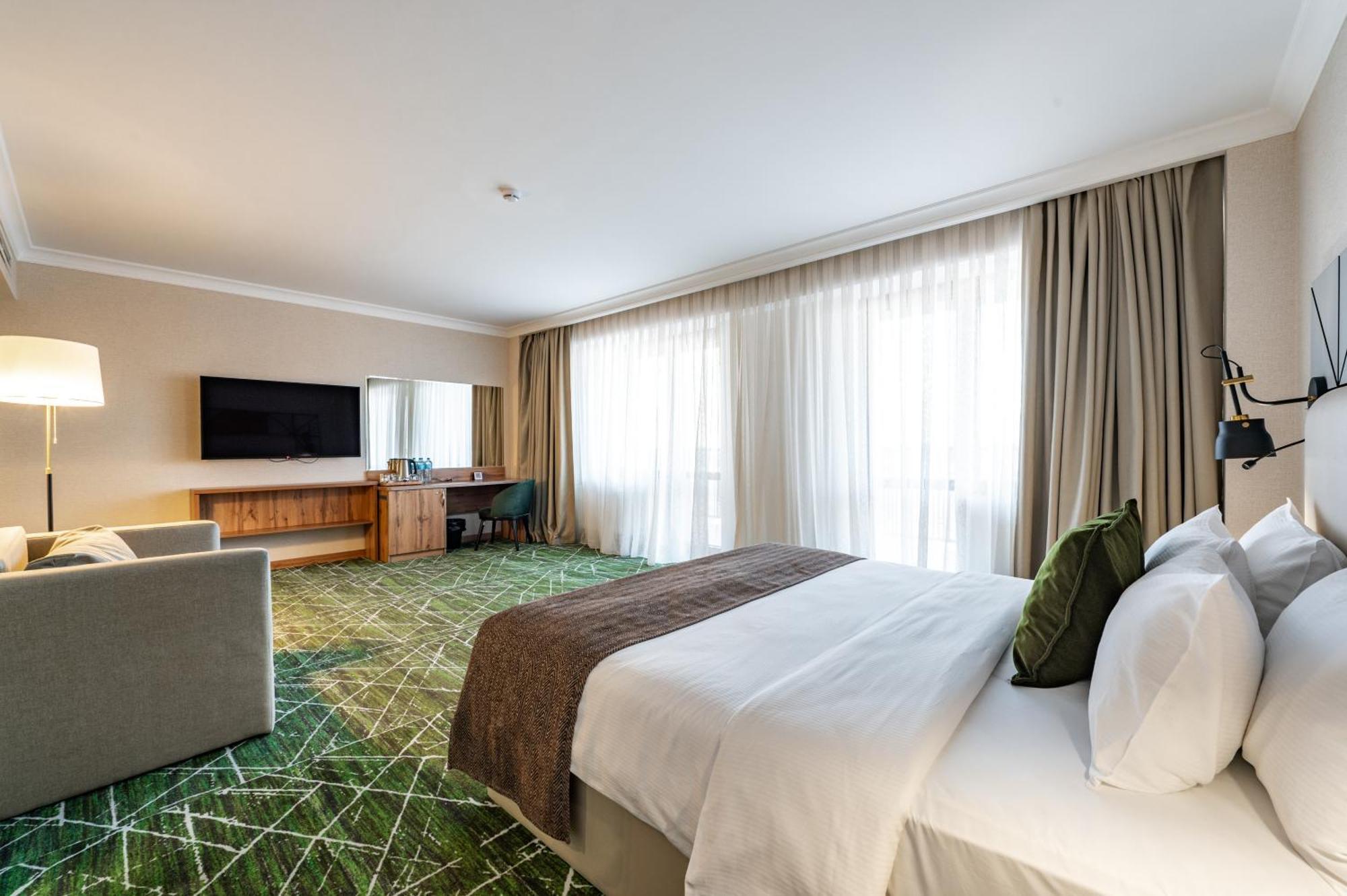 Готель Wyndham Garden Burabay Екстер'єр фото